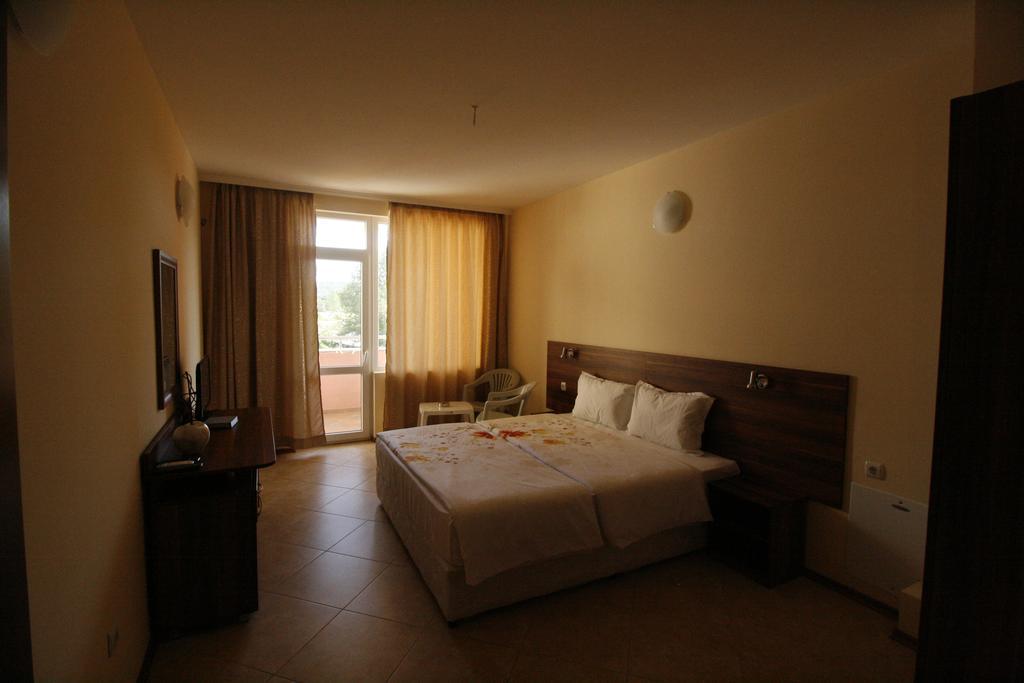 Hotel Marant Σωζόπολη Εξωτερικό φωτογραφία