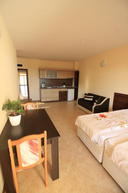 Hotel Marant Σωζόπολη Εξωτερικό φωτογραφία