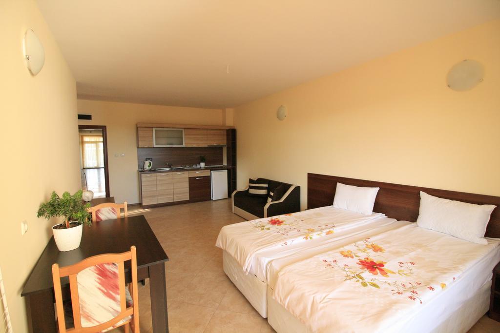 Hotel Marant Σωζόπολη Εξωτερικό φωτογραφία