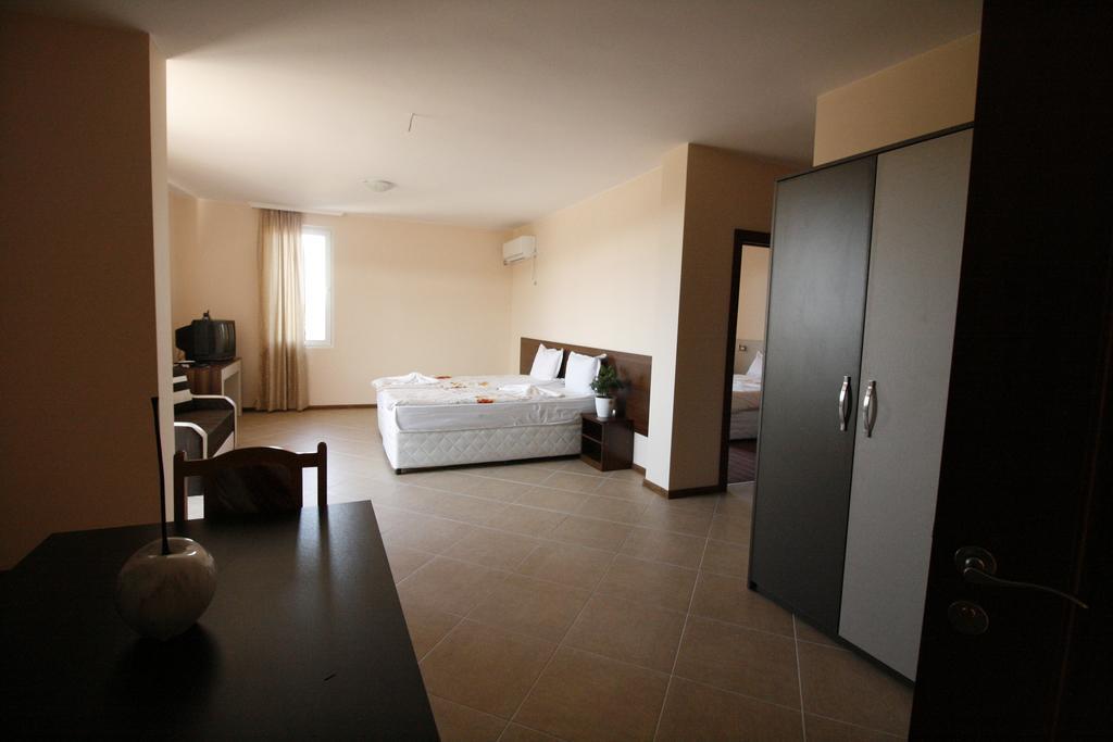 Hotel Marant Σωζόπολη Εξωτερικό φωτογραφία